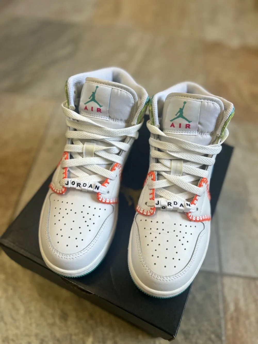 Nike Air Jordan 1 Mid SE GS Multi Knit White Teal Rush Pink Orange Youth 4Y - Picture 3 of 10